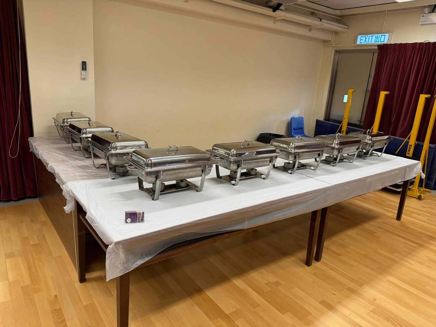 A variety of meals and snacks <br> Ready-to-Eat Meal Packs